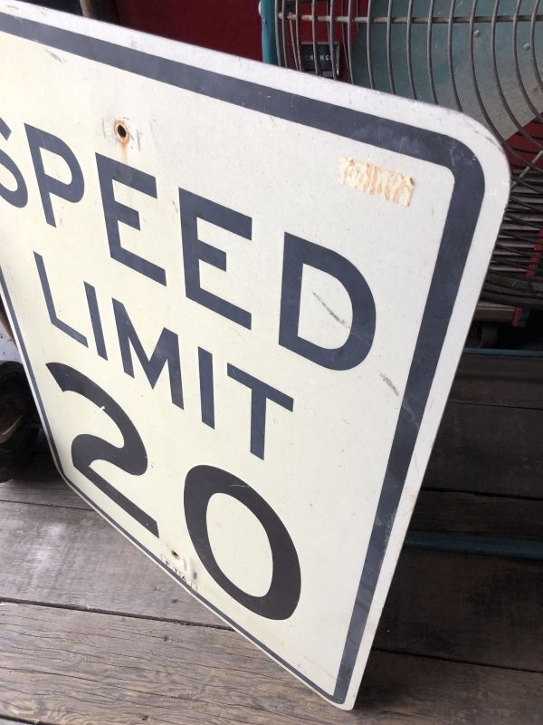 画像4: Vintage Road Sign SPEED LIMIT 20 (M520)