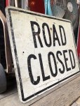 画像2: Vintage Road Sign ROAD CLOSED (M527) (2)