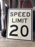 画像1: Vintage Road Sign SPEED LIMIT 20 (M520) (1)
