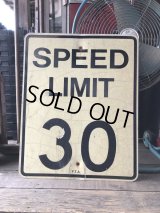 Vintage Road Sign SPEED LIMIT 30 (M522)