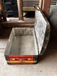 画像5: Antique Advertising HOUDE'S Co. NO.1 Cut Plug Tobacco Trunk Tin Box (M601)