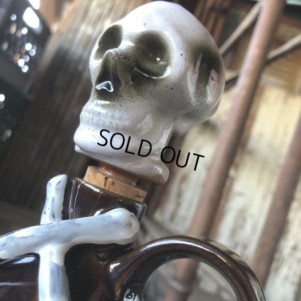 画像24: 50s Vintage SKULL " LAY OFF " Poison Decanter Bottle w/Shot Glass (B619)