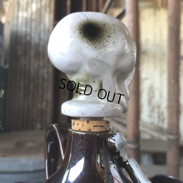 画像27: 50s Vintage SKULL " LAY OFF " Poison Decanter Bottle w/Shot Glass (B619)