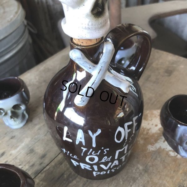 画像6: 50s Vintage SKULL " LAY OFF " Poison Decanter Bottle w/Shot Glass (B619)