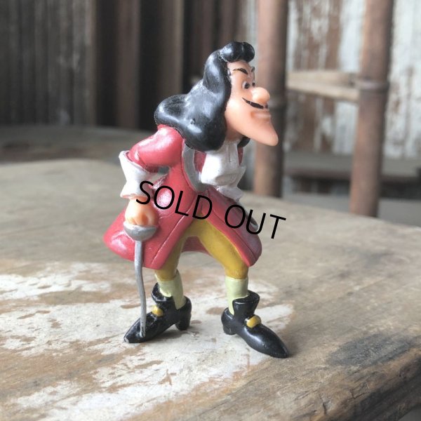 画像1: Vintage Disney Peter Pan Captain Hook PVC (M630) 