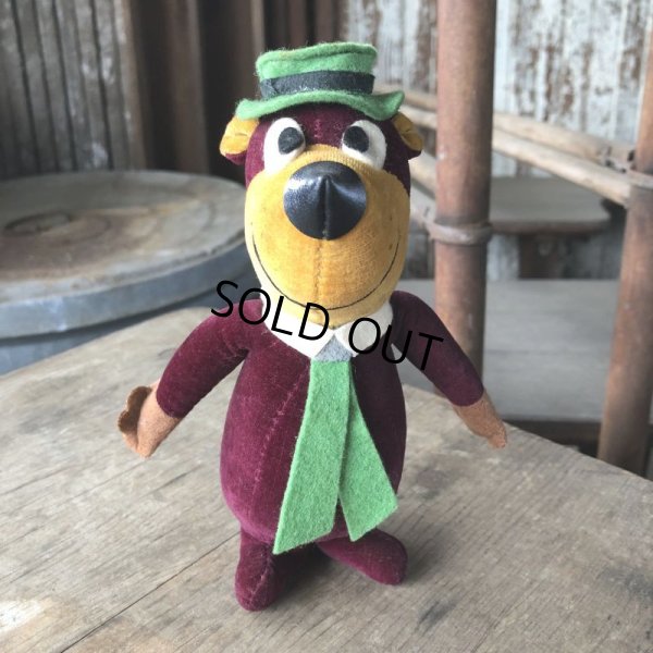 画像1: 60s Vintage Hanna Barbara Yogi Bear Velveteen Stuffed (M645)