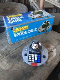 80s Vintage Unisonic Disney Mickey Mouse Space Quiz (M682)