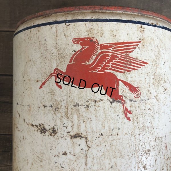 画像8: Vintage Mobil 5GL Motor Gas/Oil Can (M684) 