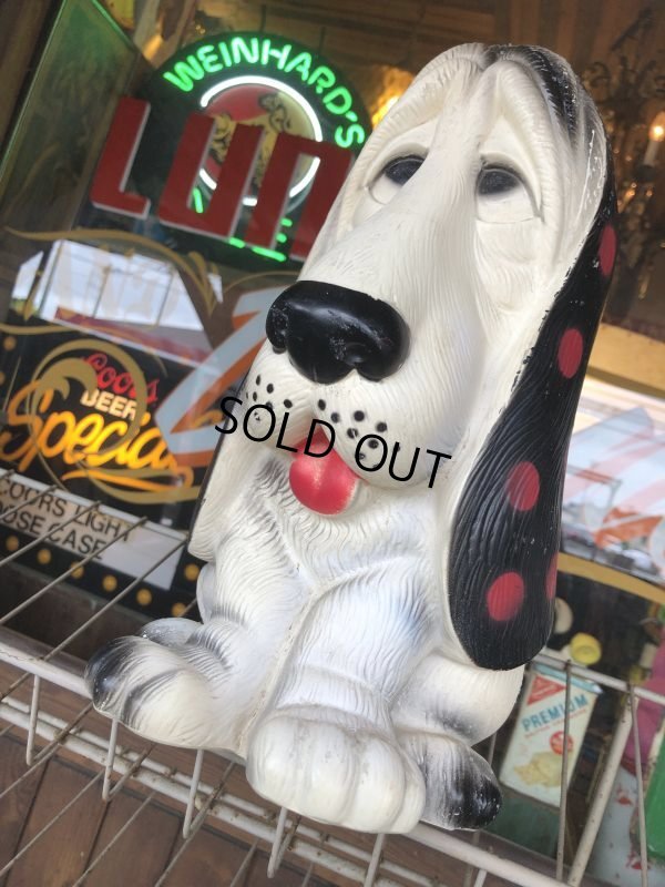 画像7: 70s Vintage NY Vinyl Plastic Sad Eye Dog Bank Basset hound White x Dot (M843)