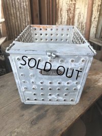 Vintage Metal Wire Locker Basket w/ Number Plate GB-109 (M856)