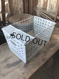 Vintage Metal Wire Locker Basket w/ Number Plate GB-6 (M854)