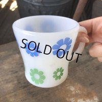 Vintage Federal Milk Glass Mug Ring Flower (M958) 