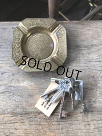 Vintage Metal Tray Ashtray (R042)