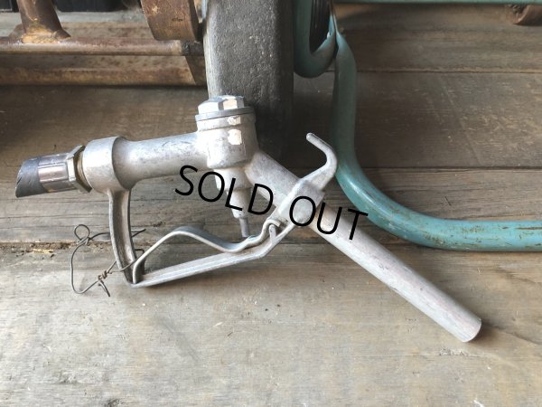 画像6: Vintage Service Station Gas Pump Handle Nozzle (R060) 