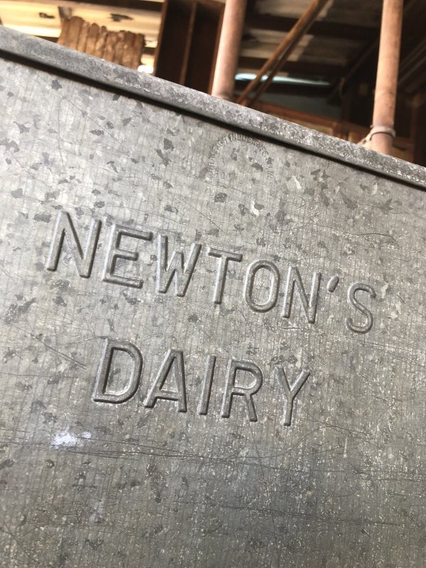 画像8: Vintage Galvanized Metal Dairy Milk Box NEWTON'S (R188) 