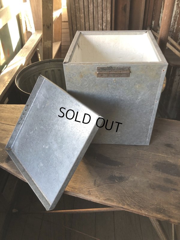 画像4: Vintage Galvanized Metal Dairy Milk Box Smith Brothers (R186)