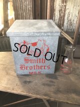 Vintage Galvanized Metal Dairy Milk Box Smith Brothers (R186) 