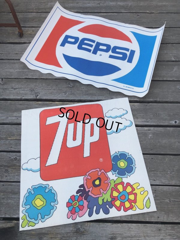 画像16: Vintage 7UP x Peter Max Cardboard Store Sign (R208)