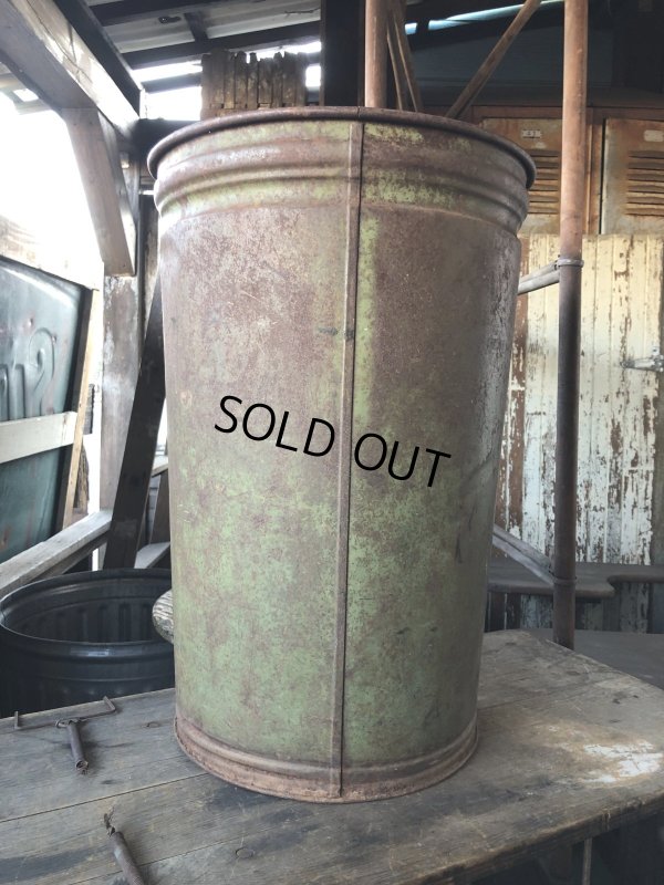 画像4: Vintage Industrial Metal Trush Can (R212)