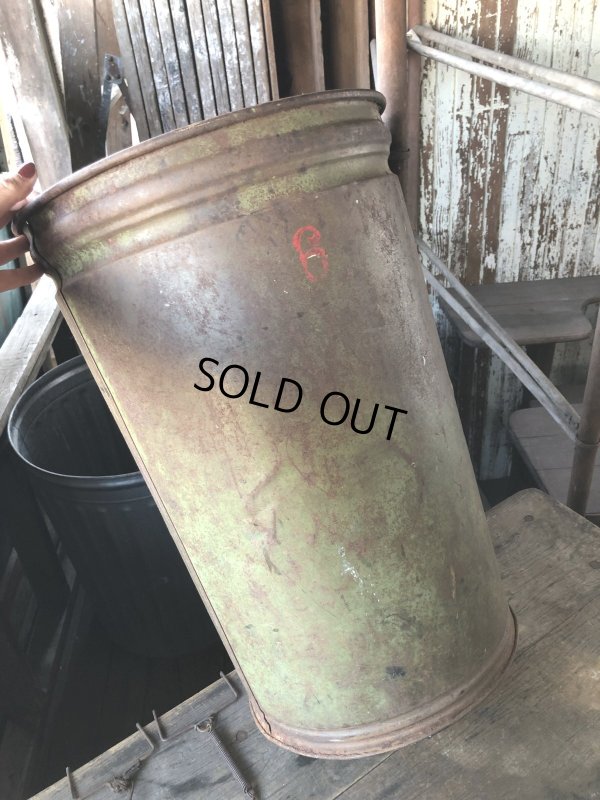 画像11: Vintage Industrial Metal Trush Can (R212)