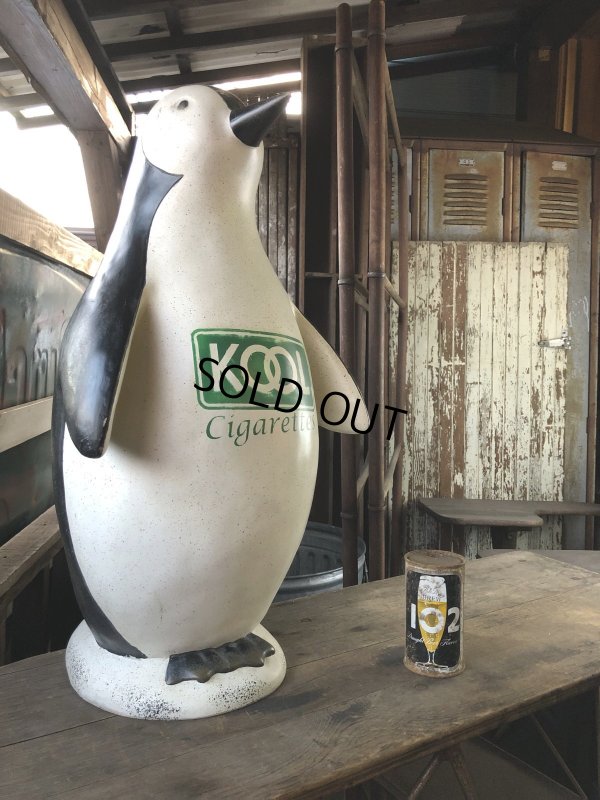 画像1: Vintage Advertising KOOL Tobacco Cigarettes Store Display Willie the Penguin Statue (R232)