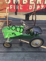 Vintage Ertl JOHN DEERE TRACTOR Pedal Car Kids Ride On 8310 (R234)