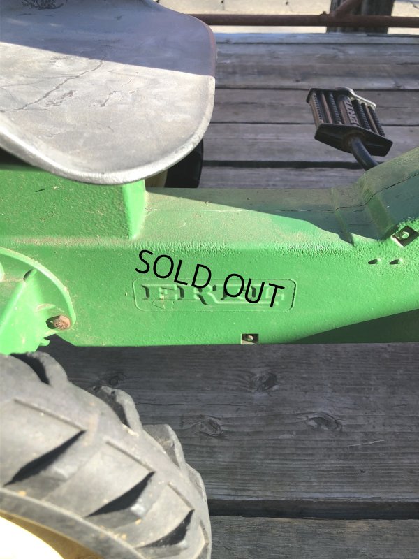 画像18: Vintage Ertl JOHN DEERE TRACTOR Pedal Car Kids Ride On 7600 (R235)