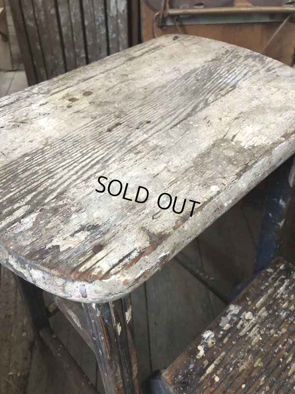 画像16: Antique Wooden Ladder Step Stool (R240)