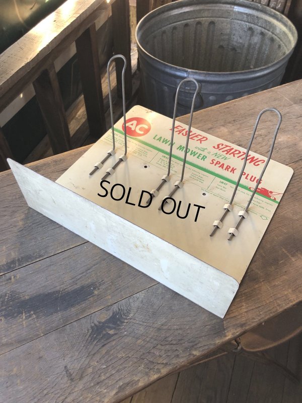 画像5: Vintage AC Spark Plugs AC Lawn Mower Spark Plugs Store Counter Display (R255)