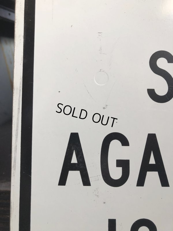 画像4: Vintage Road Street Sign AGAINST THE FENCE IN NOT ALLOWED (R267)