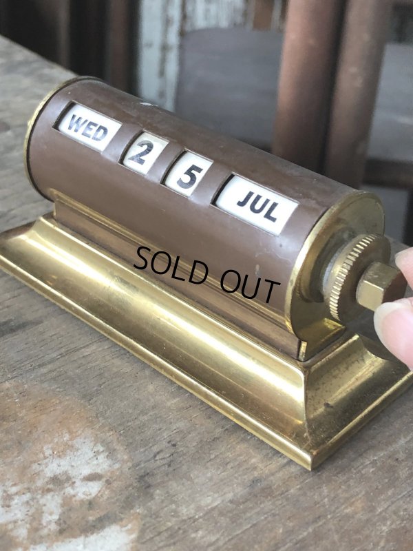 画像7: Vintage Perpetual Desk Top Brass Calendar (R272)