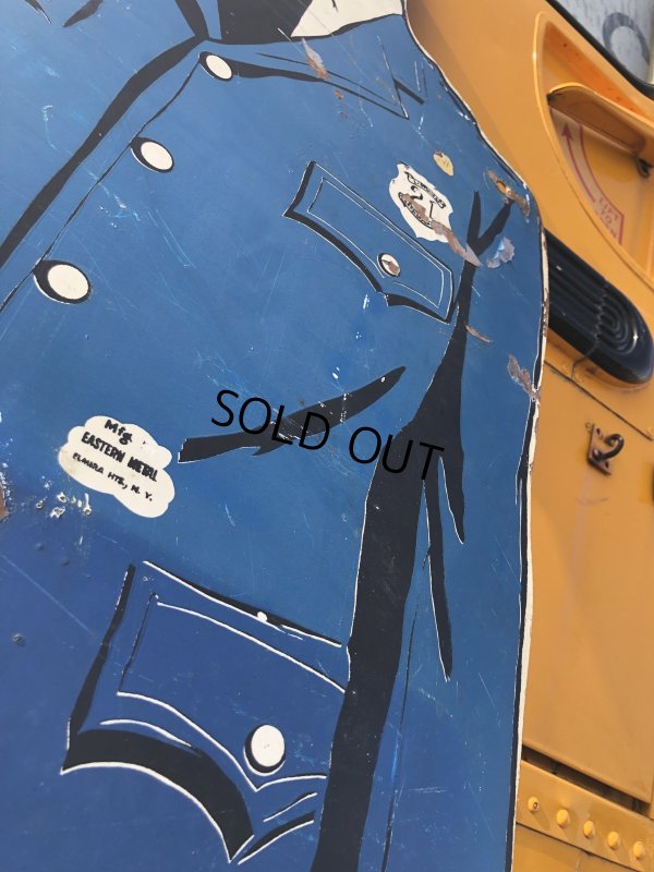 画像3: Vintage Metal Diecut Standing Service Man Estate Sign (R286)