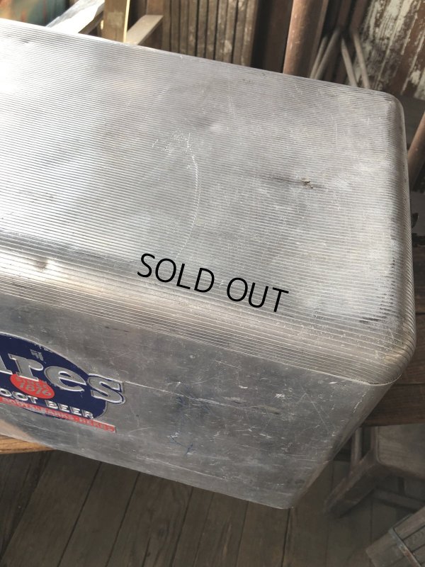 画像9: 60s Vintage Advertising Hires Root Beer Aluminium Color Box (R294)