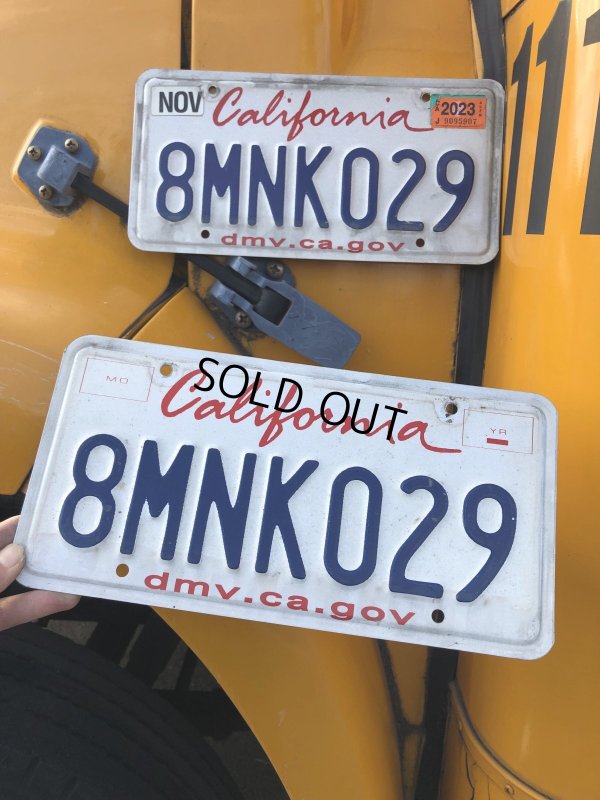 画像1: Original USA California License Plate 8MNK029 SET (R314)