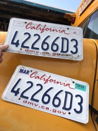 Original USA California License Plate 42266D3 SET (R312)