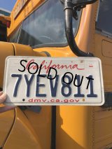 Original USA California License Plate 7YEV811 (R325)