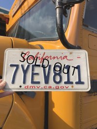 Original USA California License Plate 7YEV811 (R325)