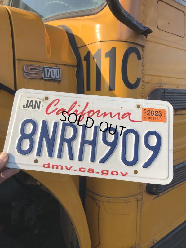 画像1: Original USA California License Plate 8NRH909 (R321)