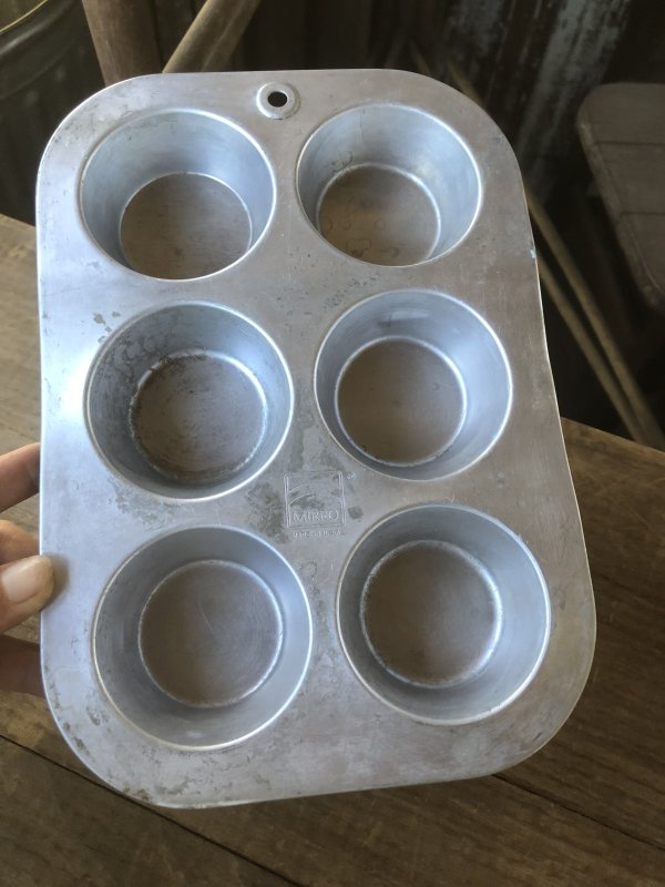 画像9: Vintage USA MIRRO Kitchenware Cupcake Muffin Tin Pan (R415) 