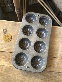 Vintage USA EKCO Metal Kitchenware Cupcake Muffin Tin Pan (R408) 