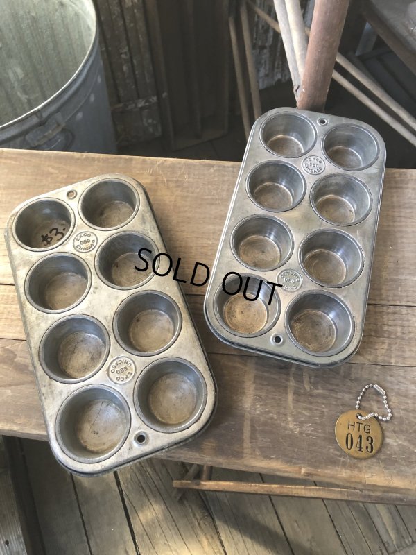 画像1: Vintage USA EKCO Metal Kitchenware Cupcake Muffin Tin Pan (R407) 