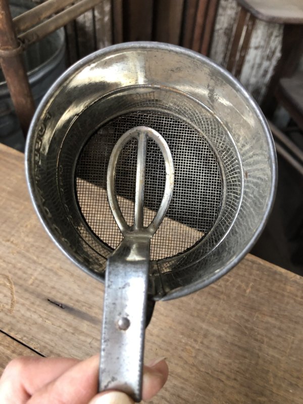 画像6: Vintage USA Kitchenware Flour Sifter (R429) 