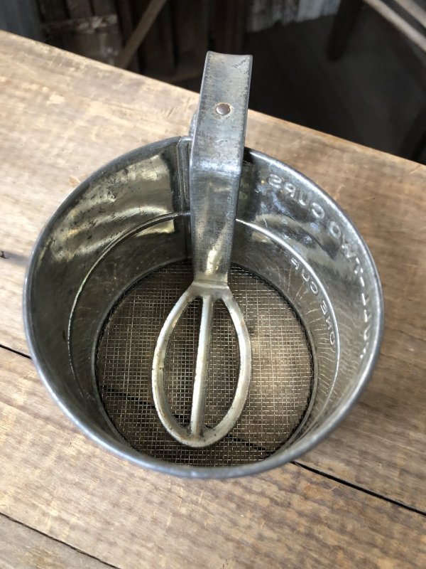 画像8: Vintage USA Kitchenware Flour Sifter (R429) 