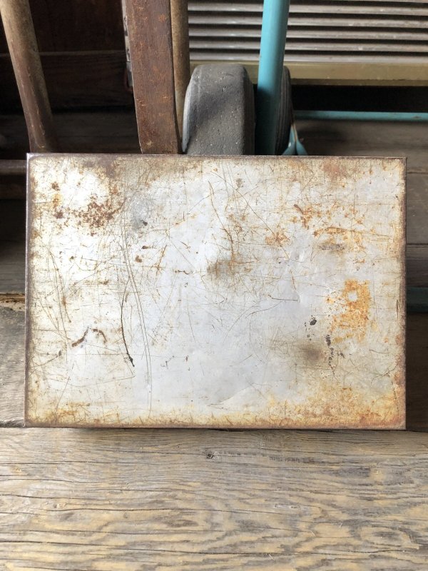 画像10: Vintage Auto-Lite Metal Cabinet (R433)