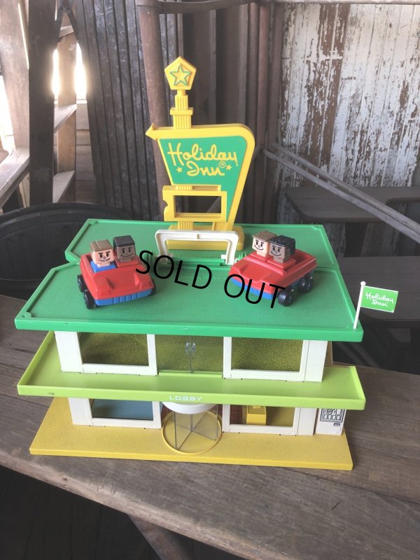 画像1: 70s Vintage Playskool The Familiar Places Holiday Inn Playset (R440)