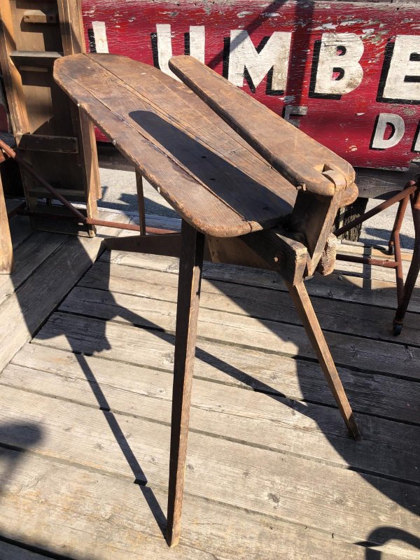 画像16: Vintage American Primitive Wooden Ironing Board Table (B456)