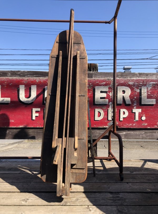 画像22: Vintage American Primitive Wooden Ironing Board Table (B456)