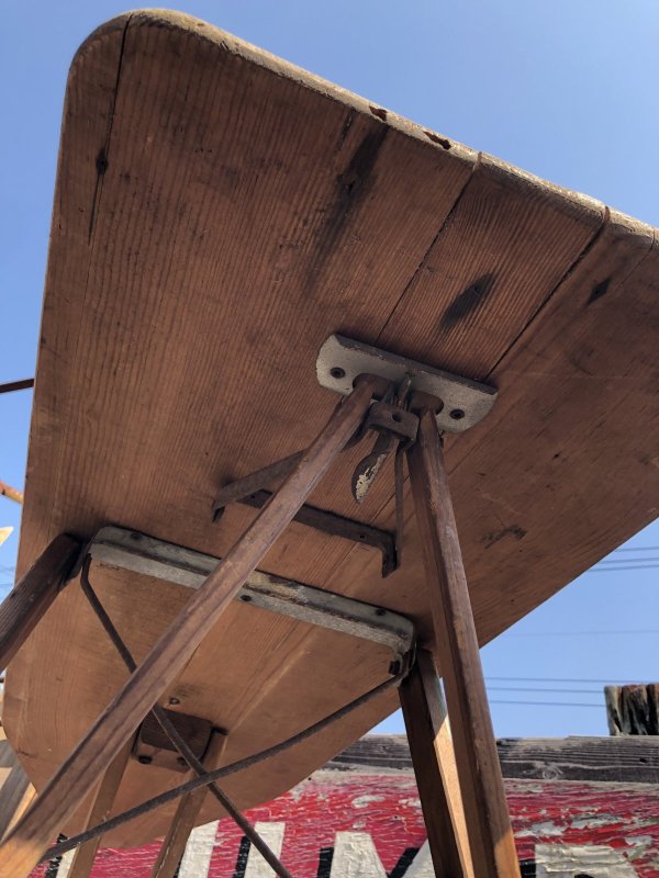 画像8: Vintage American Primitive Wooden Ironing Board Table (B458)