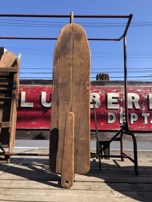 画像19: Vintage American Primitive Wooden Ironing Board Table (B456)