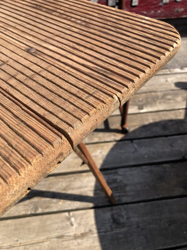 画像7: Vintage American Primitive Wooden Ironing Board Table (B458)